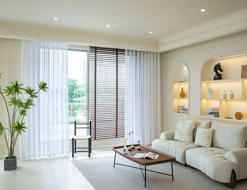 Šķērsot linu cietā loga ekrāns