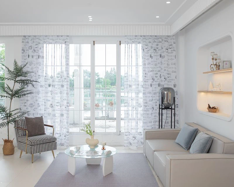 Doli fabricwindow ekrāns ar kafijas tases izdruku