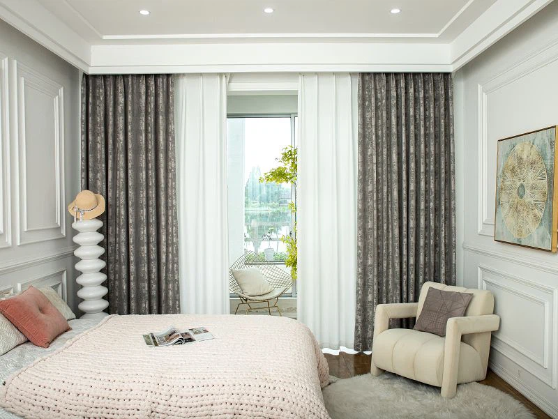 Balta pavediena žakarda mākoņu raksta aizkaru audums